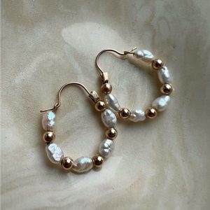 10k Yellow Gold + Freshwater Pearl Vintage Hoop Earrings (stamped)